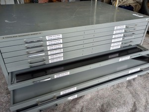 lot 388 image: Quality Heavy Duty Industrial Steel Large 10-drawer Flat File or Map Cabinet