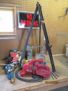 Vintage jack, oil cans, car parts a...