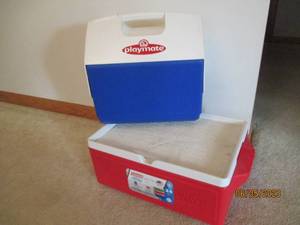2 Small coolers...