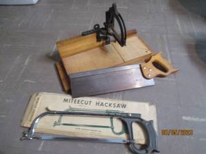 Hack saw with miteecut mitre base...