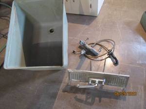 Laundry faucet and sink...
