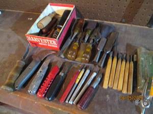 Lot of cutters, scrapers, chisels a...