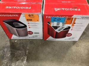 lot 20 image: 2 Lots of Frigidaire Ice Makers  Customer Returns See Pictures