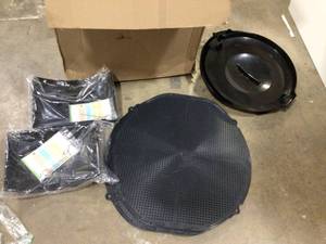 lot 31 image: Enviro World 82 gal. Compost Bin with Base Customer Returns See Pictures