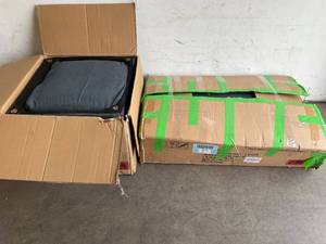 lot 89 image: Shintenchi Dark Grey Linen Fabric 3-Seat Sectional Sofa with Reversible Chaise