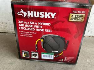 lot 103 image: Husky 38 in. x 50 ft. Enclosed Hybrid Air Hose Reel