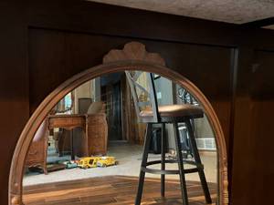 lot 8 image: Vintage Mirror with Wood Frame