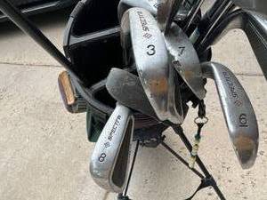 lot 32 image: Set of Spectra & Matrix Golf Clubs & Sun Mountain Bag