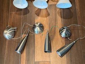 lot 21 image: Lot of 4 Wall  Ceiling Lights