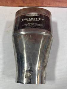 lot 100 image: New Premium Stainless Exhaust Tip
