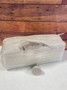 lot 72 image: Lot of 12 New Grow Lights