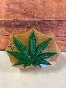 lot 90 image: New Custom Made Mahogany Leaf Locking Box