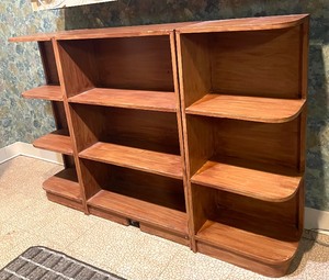 lot 75 image: Wonderful Wooden Shelf
