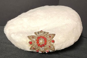 lot 120 image: Four Fine Vintage Hats