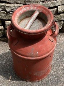 lot 194 image: Vintage Red Milk Can