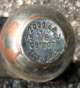 lot 199 image: 1 78 Tow Ball Hitch