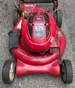 lot 206 image: Craftsman 21 Inch Hi-Tunnel Mulcher Lawnmower