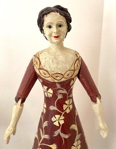 lot 249 image: Lovely Lady Decor