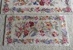 lot 38 image: Three Piece Floral Hooked Accent Rug Set
