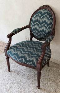lot 10 image: Custom Upholstered Vintage Armchair