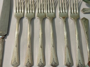 lot 269 image: Vintage WM A. Rogers Silver Overlaid Flatware