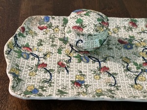 lot 273 image: Vintage Vanity Tray and Jar