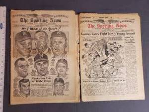 lot 70 image: Vintage The Sporting News January 3, 1962 and August 31, 1963