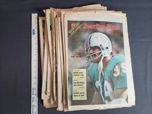 lot 73 image: Lot of 16 The Sporting News from 1972