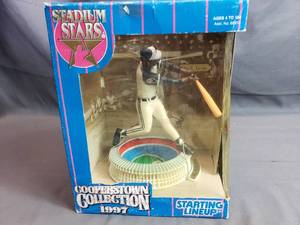 lot 81 image: Hank Aaron Figure 1997 Cooperstown Collection Stadium Stars