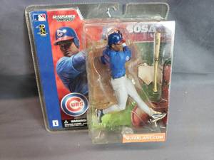 lot 82 image: Sammy Sosa McFarlanes Sports Picks Figure