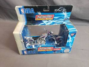 lot 103 image: NBA Ertl Collectibles Chopper Series 118 Scale Phoenix Suns