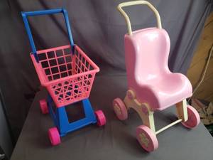 lot 189 image: Two Baby Walking Toys