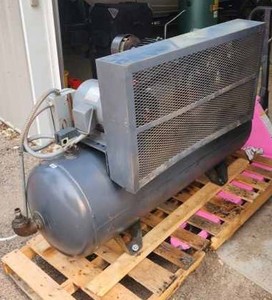 lot 4 image: 80 Gallon, 7.5 hp. 3-phase Stationary Air Compressor, 220 Volt Motor was Replaced in 2020 with Extra Power