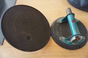 lot 77 image: 2 Glass HandlingMoving Suction Cups