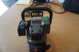 lot 103 image: Craftsman Bushwacker 18 Gas Powered Hedge Trimmer