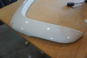 lot 201 image: White Chevy Avalanche Right Side Front Fender Flare
