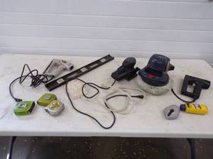 lot 72 image: Assorted Tools