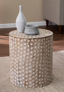 lot 402 image: Campti Round Accent Table - SEI Furniture OC1097106 (OPEN BOX)