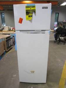 lot 458 image: Magic Chef 7.3 cu. ft. 2-Door Mini Fridge in White with Freezer (SCRATCH & DENT)