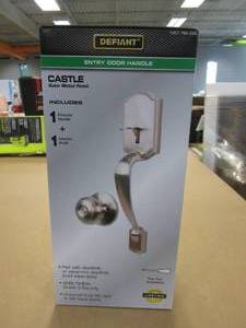 lot 538 image: Defiant Castle Satin Nickel Entrance Door Handleset with Hartford Interior Knob (NEW)