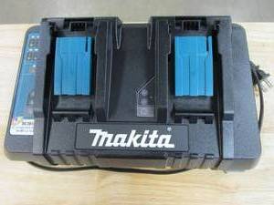 lot 627 image: Makita 18V Lithium-Ion Dual Port Rapid Optimum Charger
