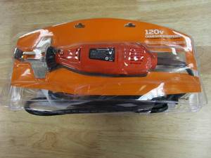 lot 636 image: Powercare 110-Volt Electric Chainsaw Chain Sharpener (MISSING BLADES)