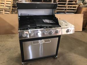 lot 3 image: Dyna-Glo 6-Burner Natural Gas Grill in Stainless Steel with TriVantage Multi-Functional Cooking System  Customer Returns See Pictures
