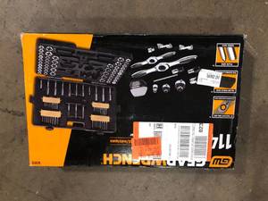 lot 11 image: GEARWRENCH SAEMetric Ratcheting Tap and Die Set (114-Piece Customer Returns See Pictures