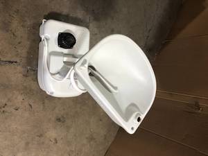 lot 40 image: kleankin 19.75 in. x 32.75 in. Grey Camping Sink Wash Station Basin with 4.5 Gal. Tank and Soap Dispenser Customer Returns Returns See Pictures
