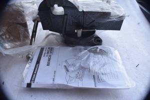 Bench Vise