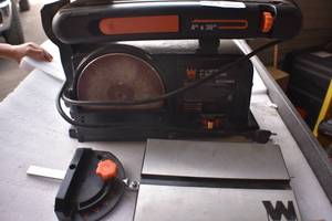 Belt disc sander