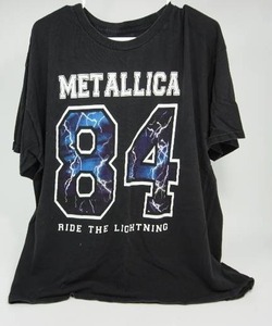 lot 6 image: Nostalgic Bravado METALLICA Ride The Lightning 84 XX-Large Vintage T-shirt