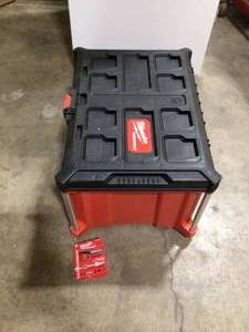 Milwaukee PACKOUT 22 in. Modular 3-Drawer Tool Box with Metal Reinforced Corners  Customer Returns Returns See Pictures
