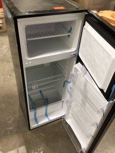 Magic Chef 7.3 cu. ft. 2-Door Mini Fridge in Platinum Steel with Freezer Customer Returns See Pictures